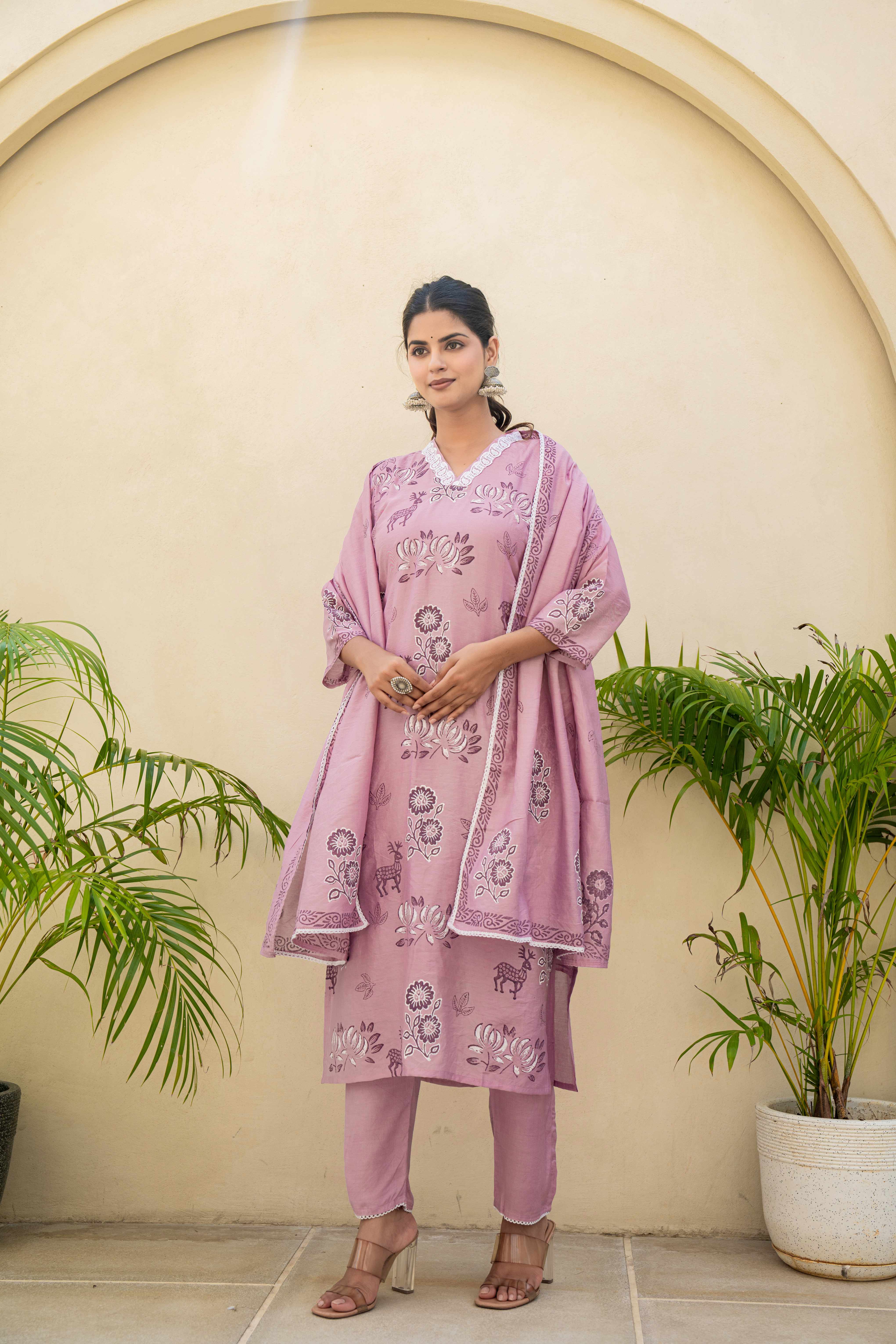 Lavender Embroidered Kurti Set with Dupatta – Ethnic Elegance standing pose view