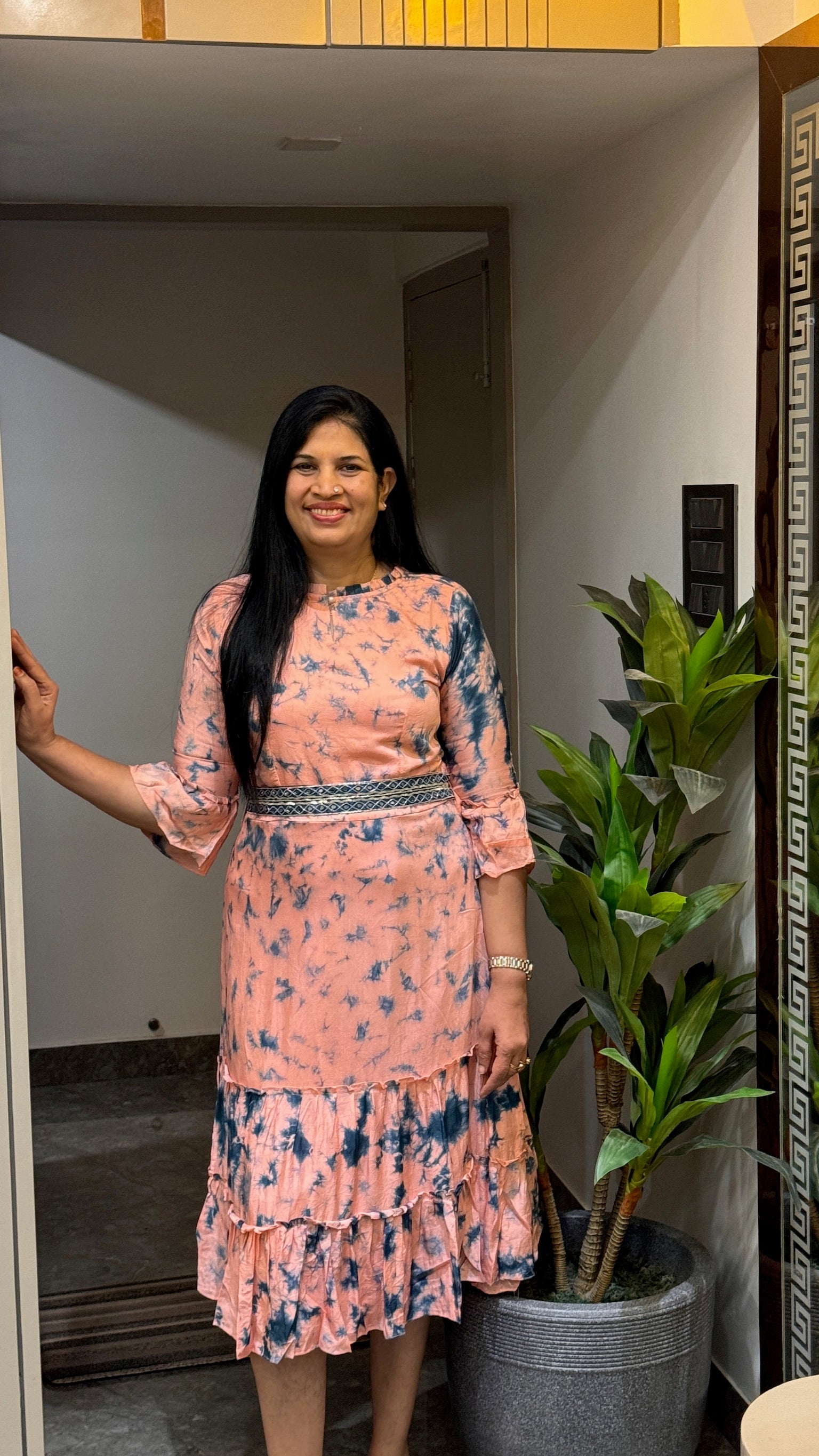 Peach Tie-Dye Flared Midi Dress with Ruffled Hem Zoom view