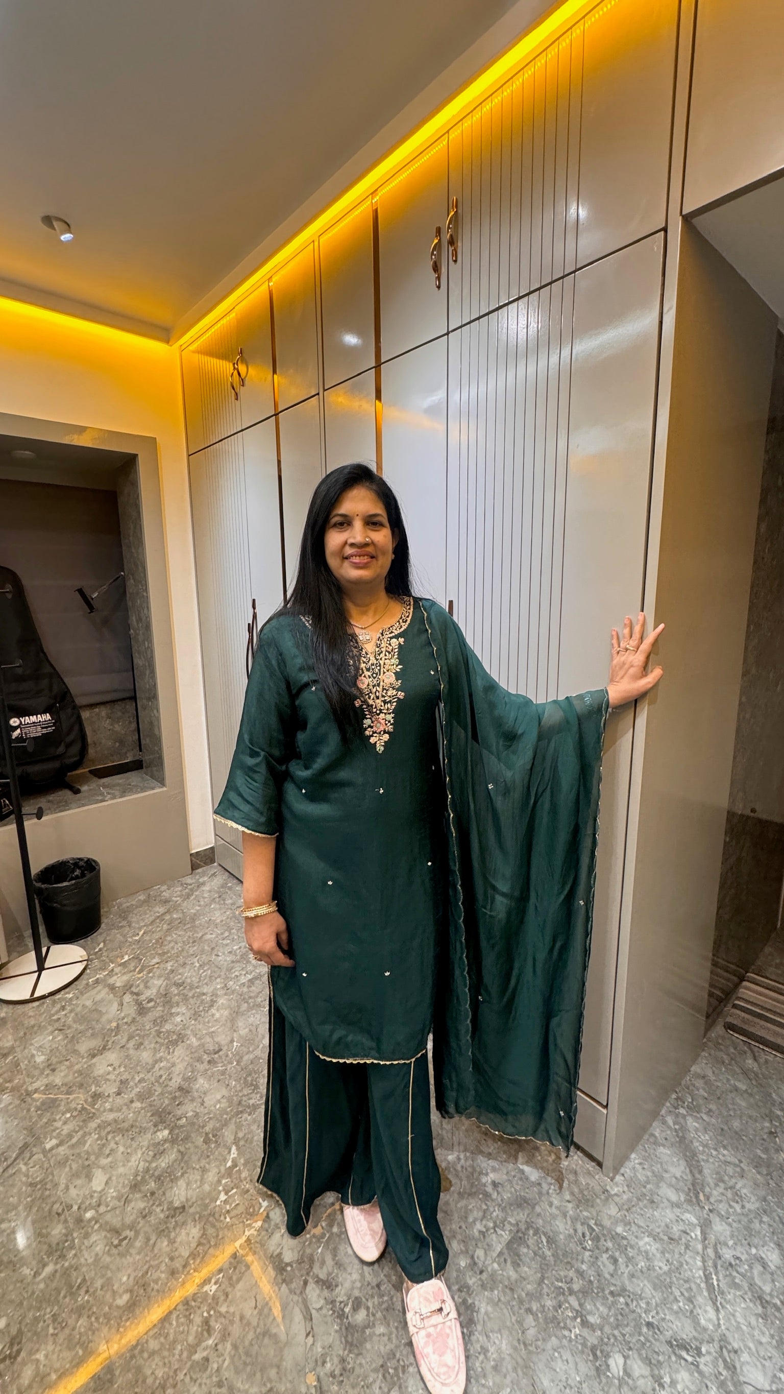 Emerald Green Embroidered Kurti Set with Dupatta overview