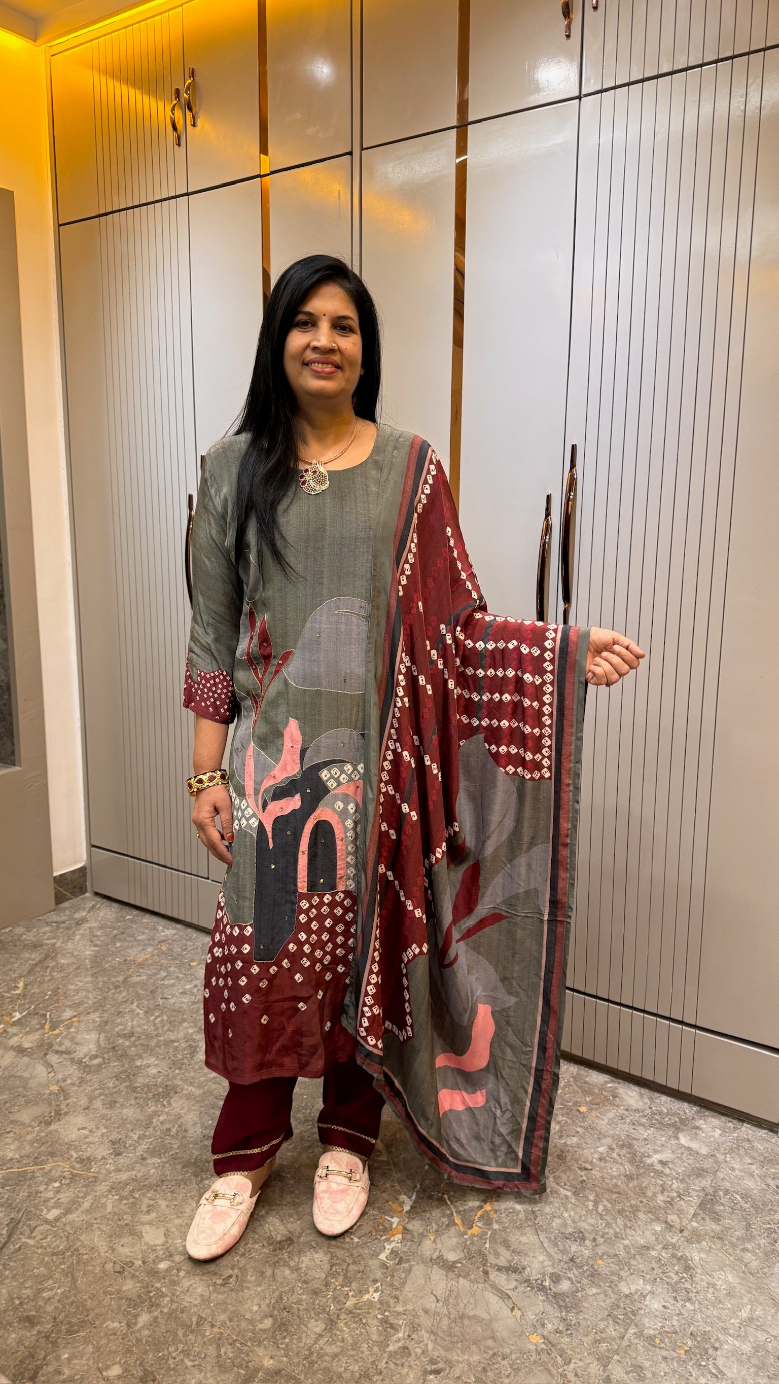 Olive Printed Kurti Set with Bandhani Dupatta front view