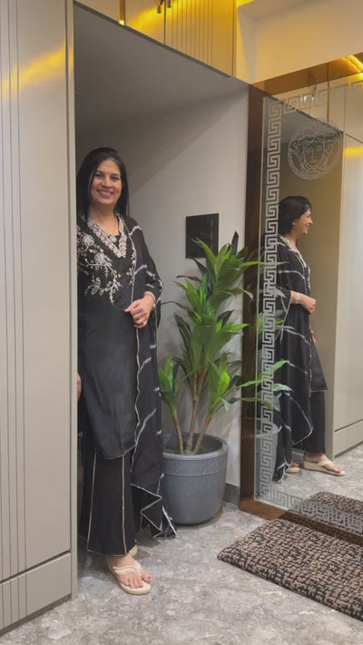 Black Embroidered Kurti Set with Tie-Dye Dupatta.